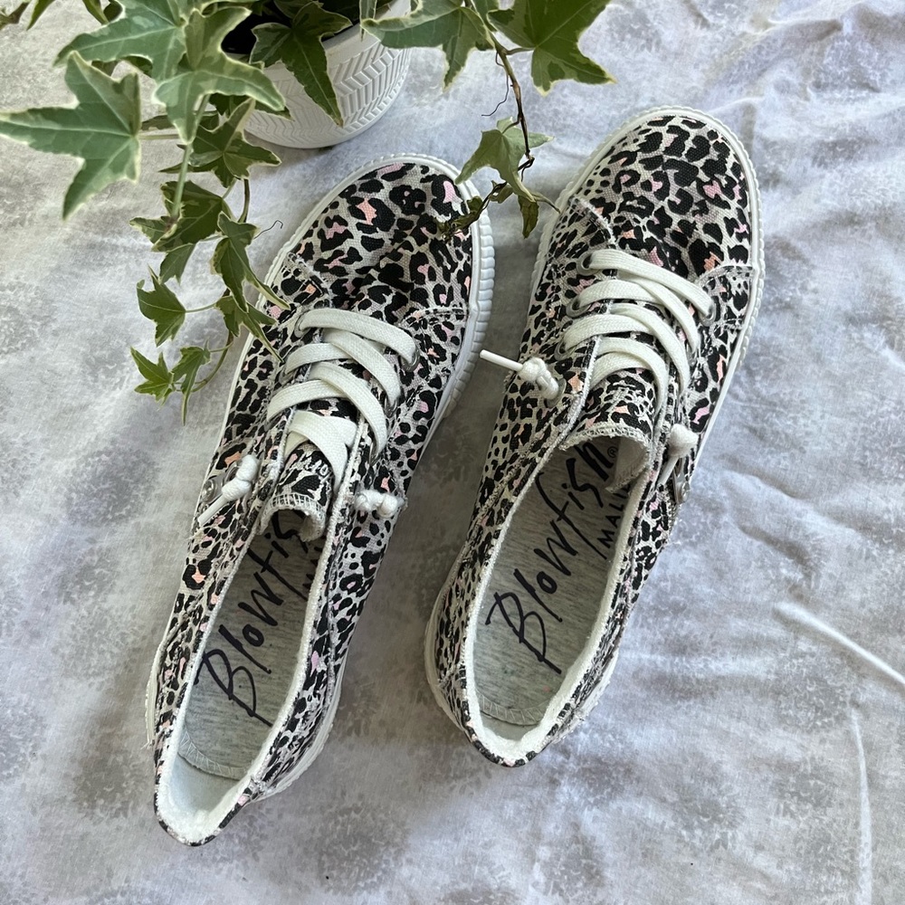 Blowfish Malibu Women's Catch Sneaker Color Cheetah Print